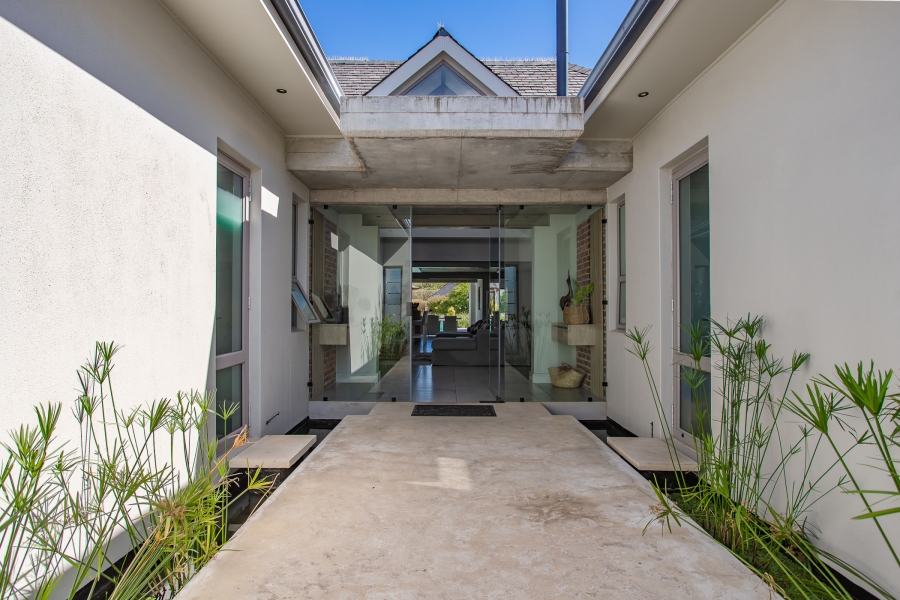 4 Bedroom Property for Sale in Pearl Valley at Val de Vie Western Cape